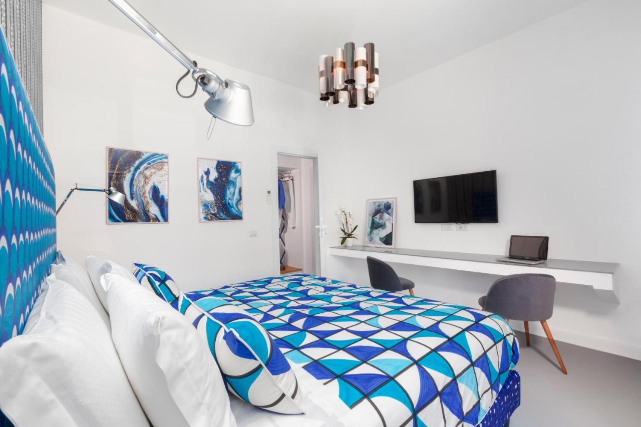 Sorrentovibes - Luxury Design Home & Jacuzzi In Heart Of Соренто Екстериор снимка