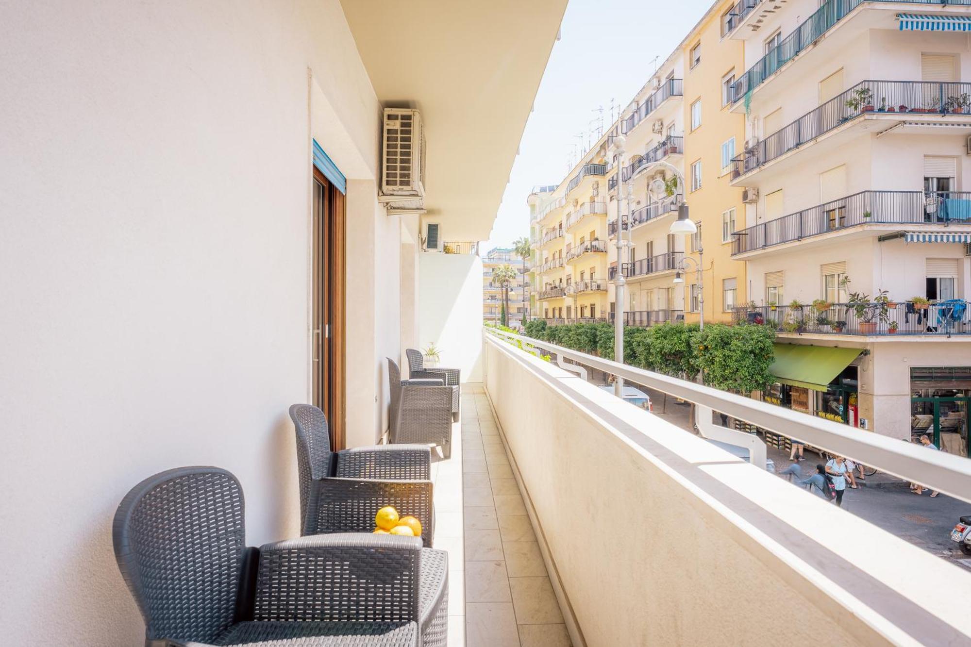 Sorrentovibes - Luxury Design Home & Jacuzzi In Heart Of Соренто Екстериор снимка